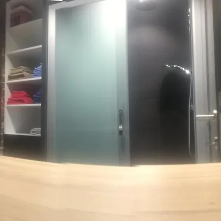 Duplex Style Industriel A Deux Pas De La Place * بيرتريكس