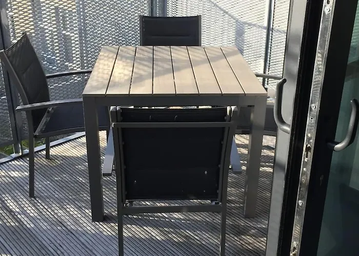 Duplex Style Industriel A Deux Pas De La Place Appartement *